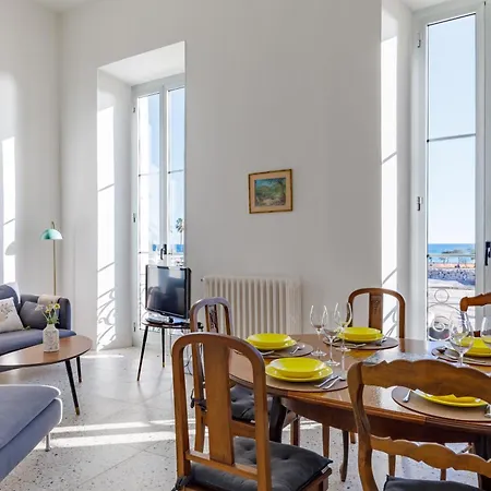 شقة Somptueux 137m2 Vue Carre D'or مينتون