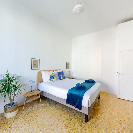 Somptueux 137m2 Vue Carre D'or *