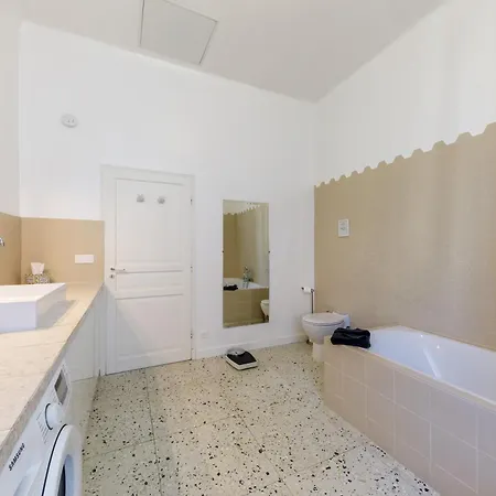 Somptueux 137m2 Vue Carre D'or 아파트 *