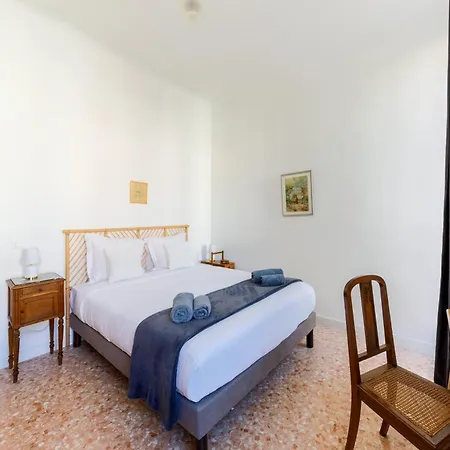 Somptueux 137m2 Vue Carre D'or 公寓 芒通