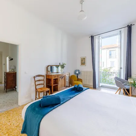 Somptueux 137m2 Vue Carre D'or 芒通